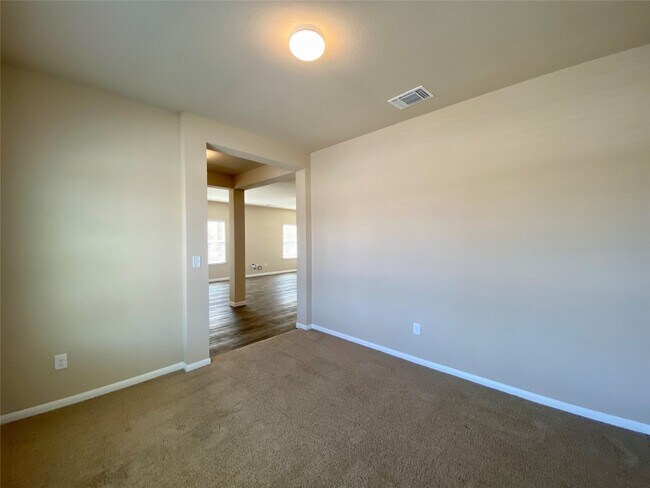 Building Photo - 3012 Tilmon Ln.