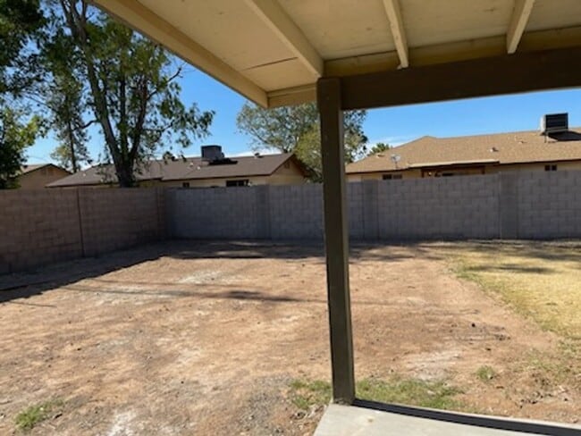 Building Photo - Mesa 4 bedroom rental