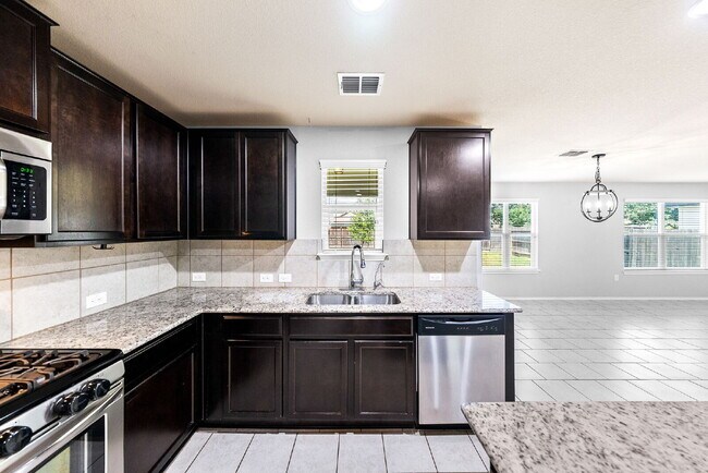 Building Photo - Welcome to The Bowen Floor Plan - 2 WEEKS ...