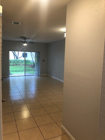 Building Photo - 7937 Tuscany Ct