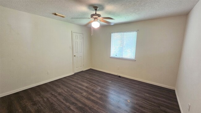 Building Photo - 21435 Park Mill Ln