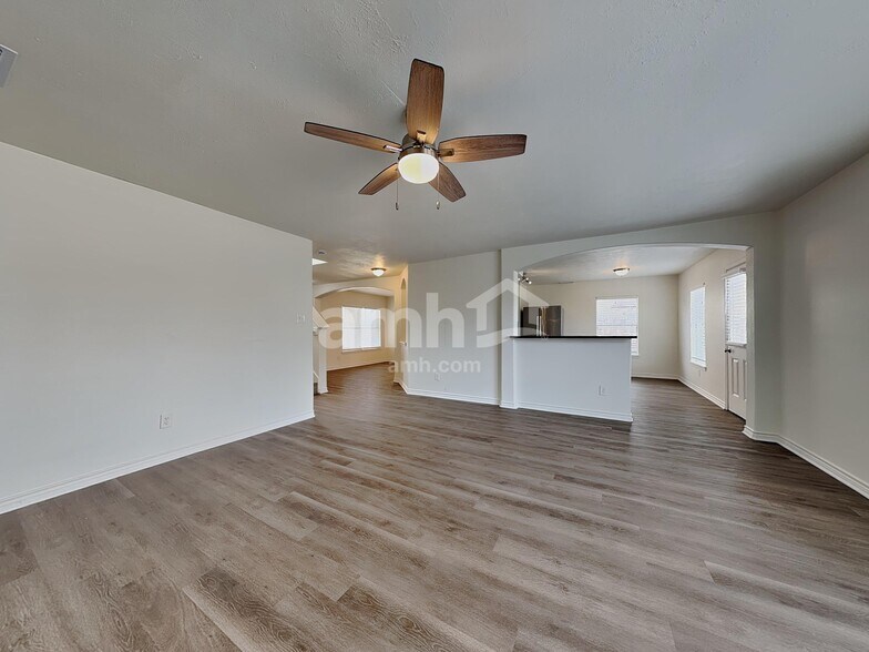 Building Photo - 21706 Oriole Trl