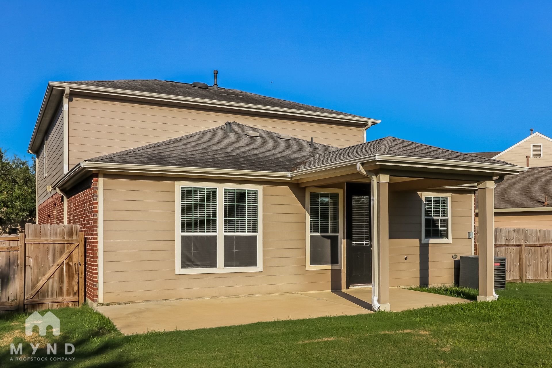 Building Photo - 11018 Tipton Oaks Dr