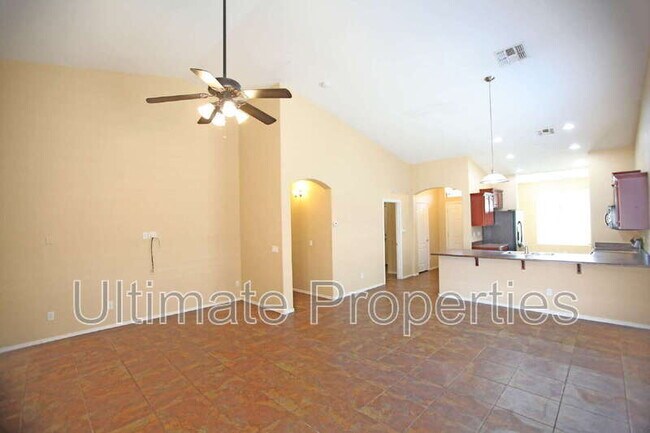 Building Photo - 2025 S 101st Ln