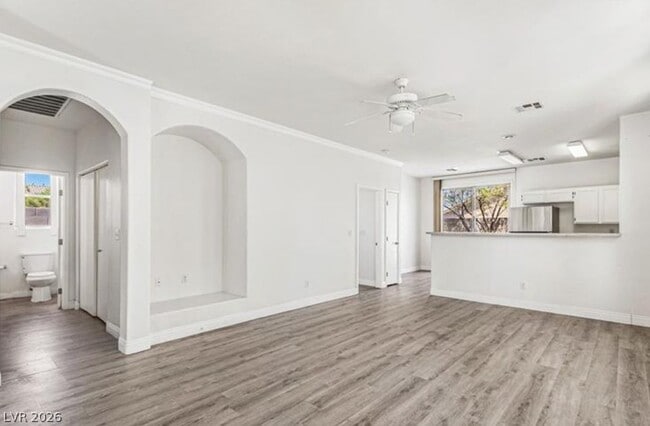 Building Photo - 2520 Bottle Palm Ct