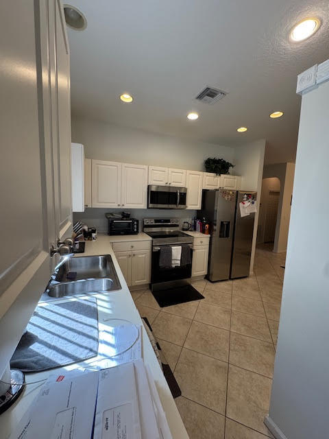 Building Photo - 8010 Bellafiore Way