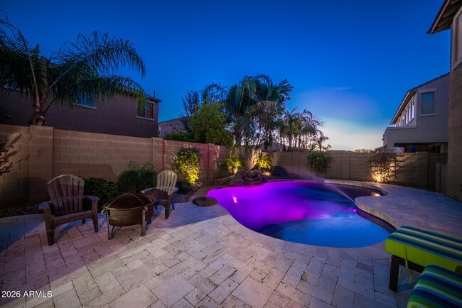 Building Photo - 2681 E Hampton Ln