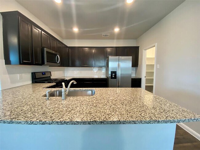 Building Photo - 230 Cherry Laurel Ln