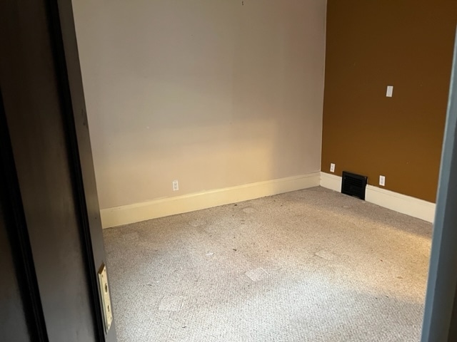 Bedroom 1 - 1701 W National Ave