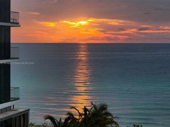 Building Photo - 2030 S Ocean Dr