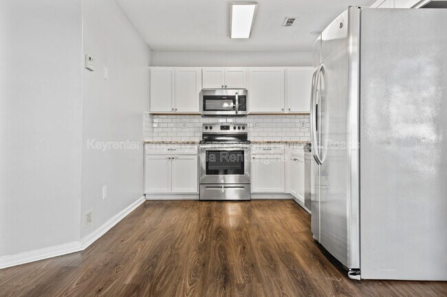 Building Photo - 312 Pebble Creek Dr