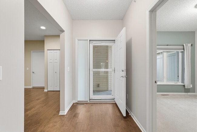 Building Photo - 6368 Manchester Ave NE