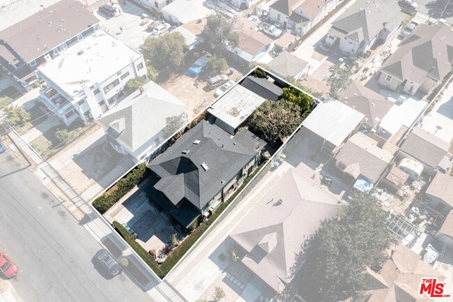 Building Photo - 1340 W 30th St