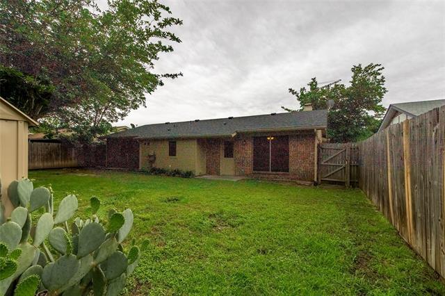 Building Photo - 5621 Brent Dr