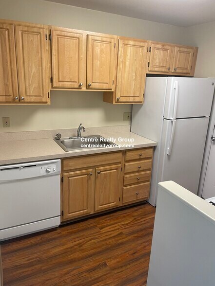Primary Photo - 2251 Washington St
