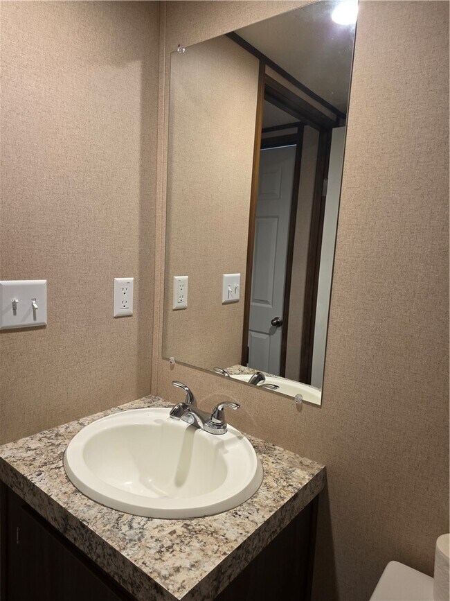 Building Photo - 1775 Sea Creek Dr