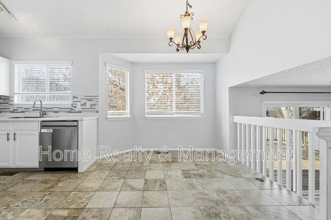 Building Photo - 13223 Quivas St