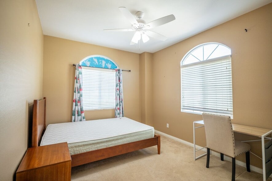 Building Photo - 13208 Firestone Dr