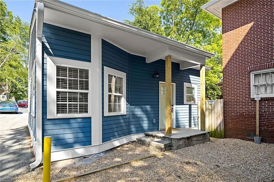 Building Photo - 1118 Colquitt Ave NE