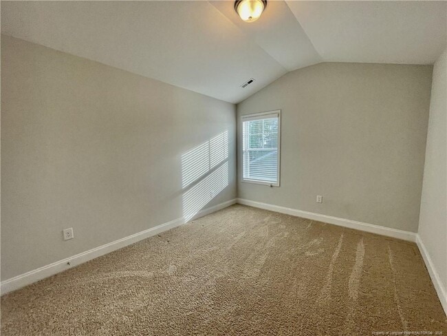 Building Photo - 155 Cromwell Ct