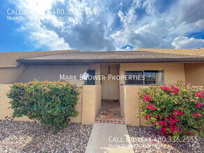 Building Photo - 8055 E Thomas Rd