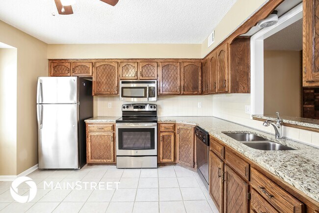 Building Photo - 16317 McKinley St