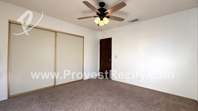 Building Photo - 18151 Deer Park Ln