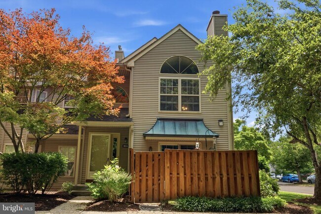 Building Photo - 3604 Waltham Ct