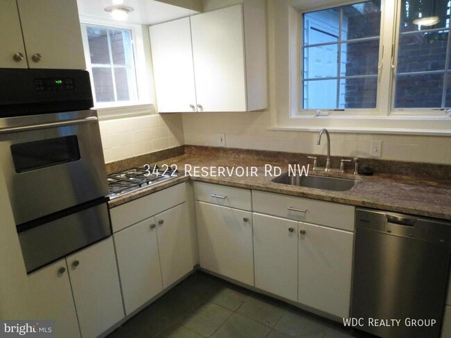 Building Photo - 3422 Reservoir Rd NW