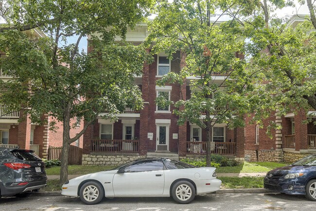 Building Photo - 2541 Cherry St