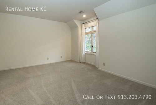 Building Photo - 11956 Farley-