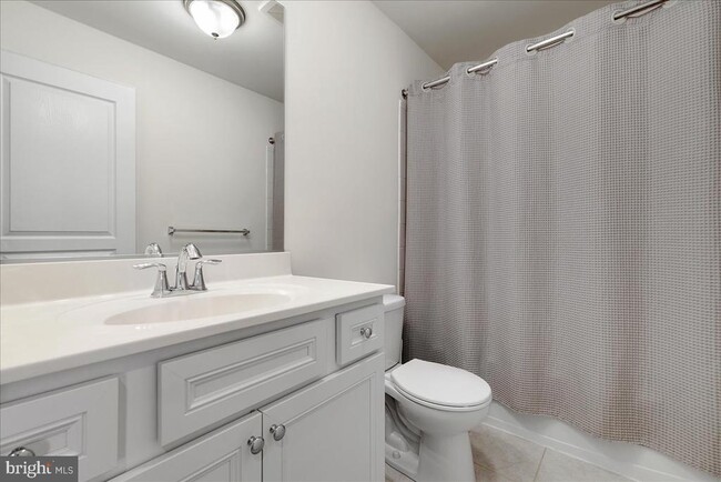 Building Photo - 245 Mill Crossing Ct