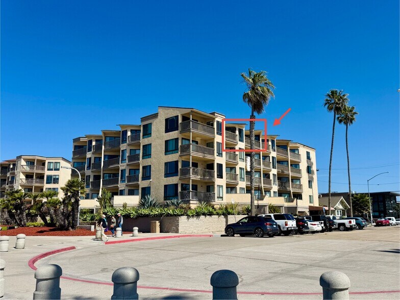 Building Photo - 4465 Ocean Blvd