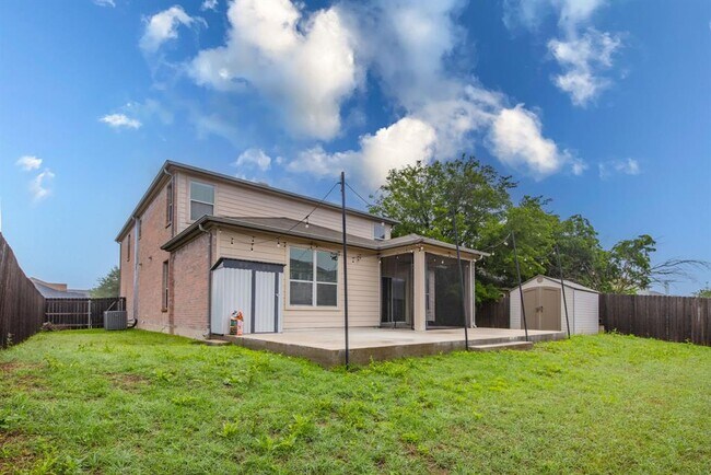Building Photo - 407 Greener Dr