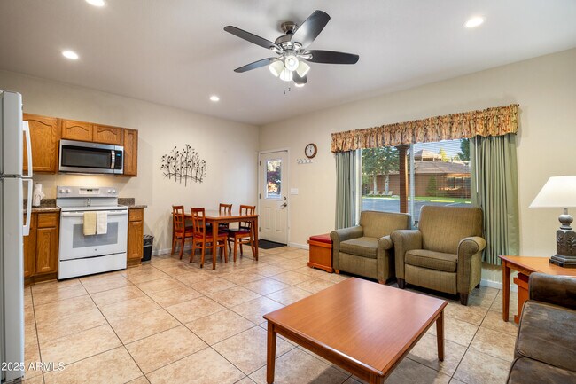 Building Photo - 5829 Buck Springs Rd