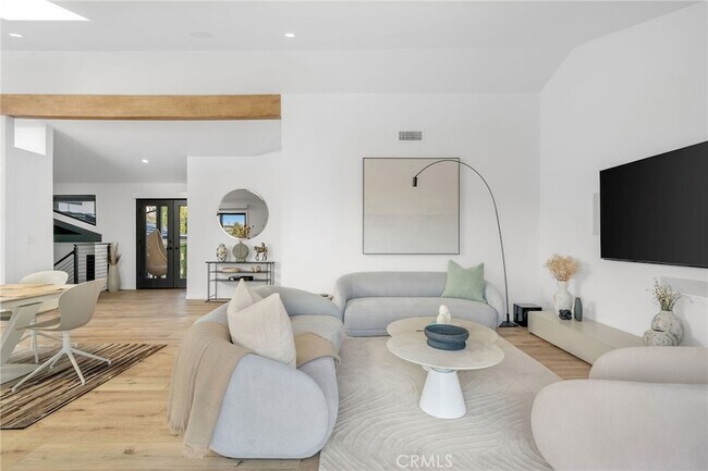 Building Photo - 34031 Mazo Dr