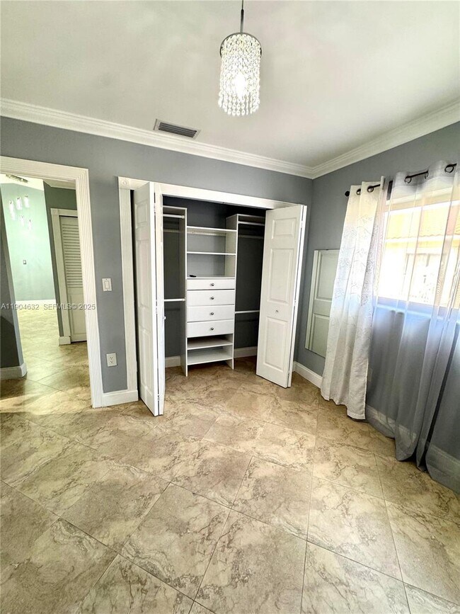 Building Photo - 7870 W 29th Way