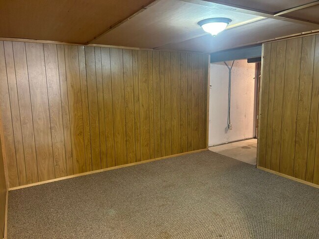 Building Photo - 691 WALNUT POINT DRIVE | BALLWIN 63021