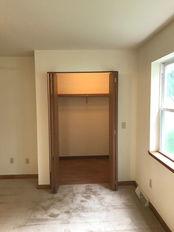 Building Photo - 4327 Angela Ct