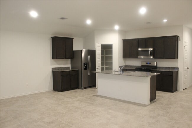 Building Photo - 1126 Appaloosa Ln