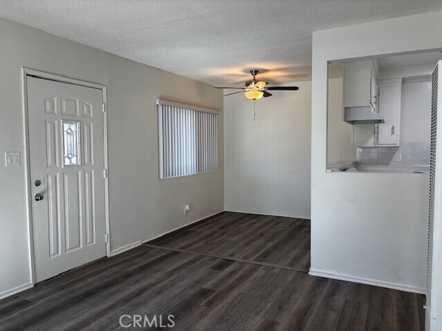 Building Photo - 12437 Harris Ave