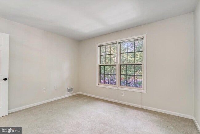 Building Photo - 2131 Kings Mill Ct