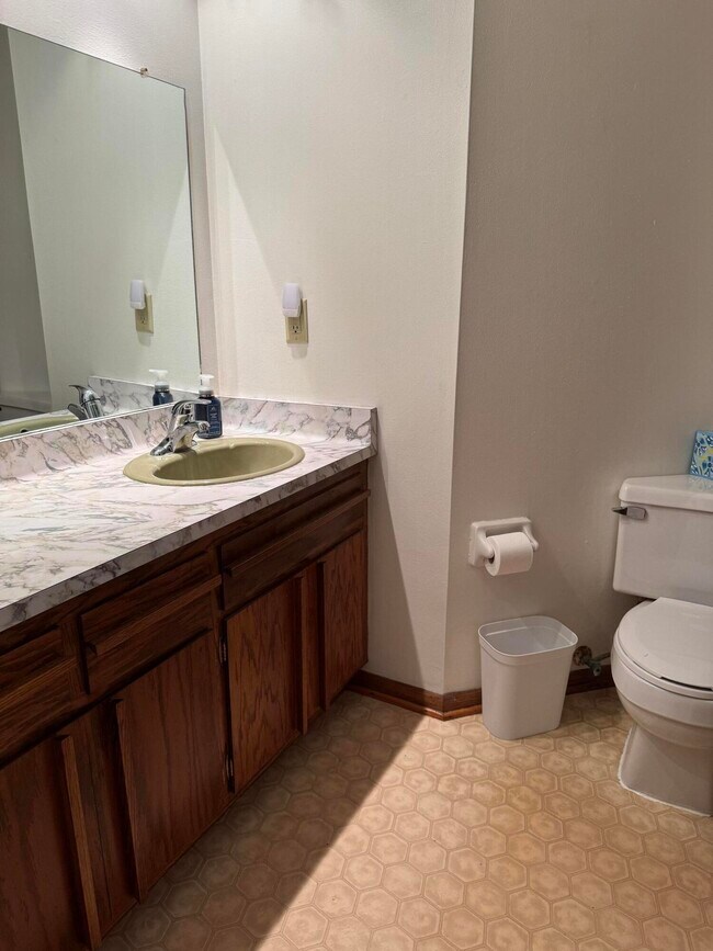 Building Photo - 37835 Atkins Knoll Rd