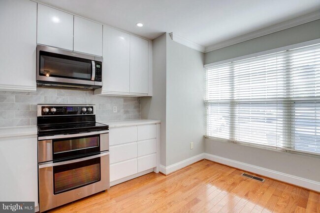 Building Photo - 5610 Gosling Ct