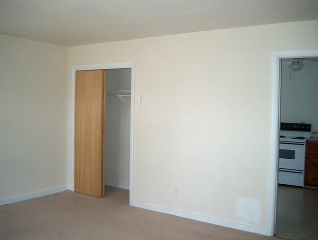 Building Photo - 9709 Royerton Dr