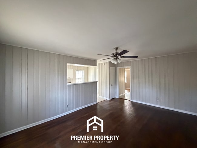 Building Photo - 1744 Myrna Ln