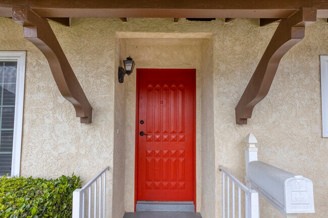 Building Photo - 4338 Mount Elbrus Ct