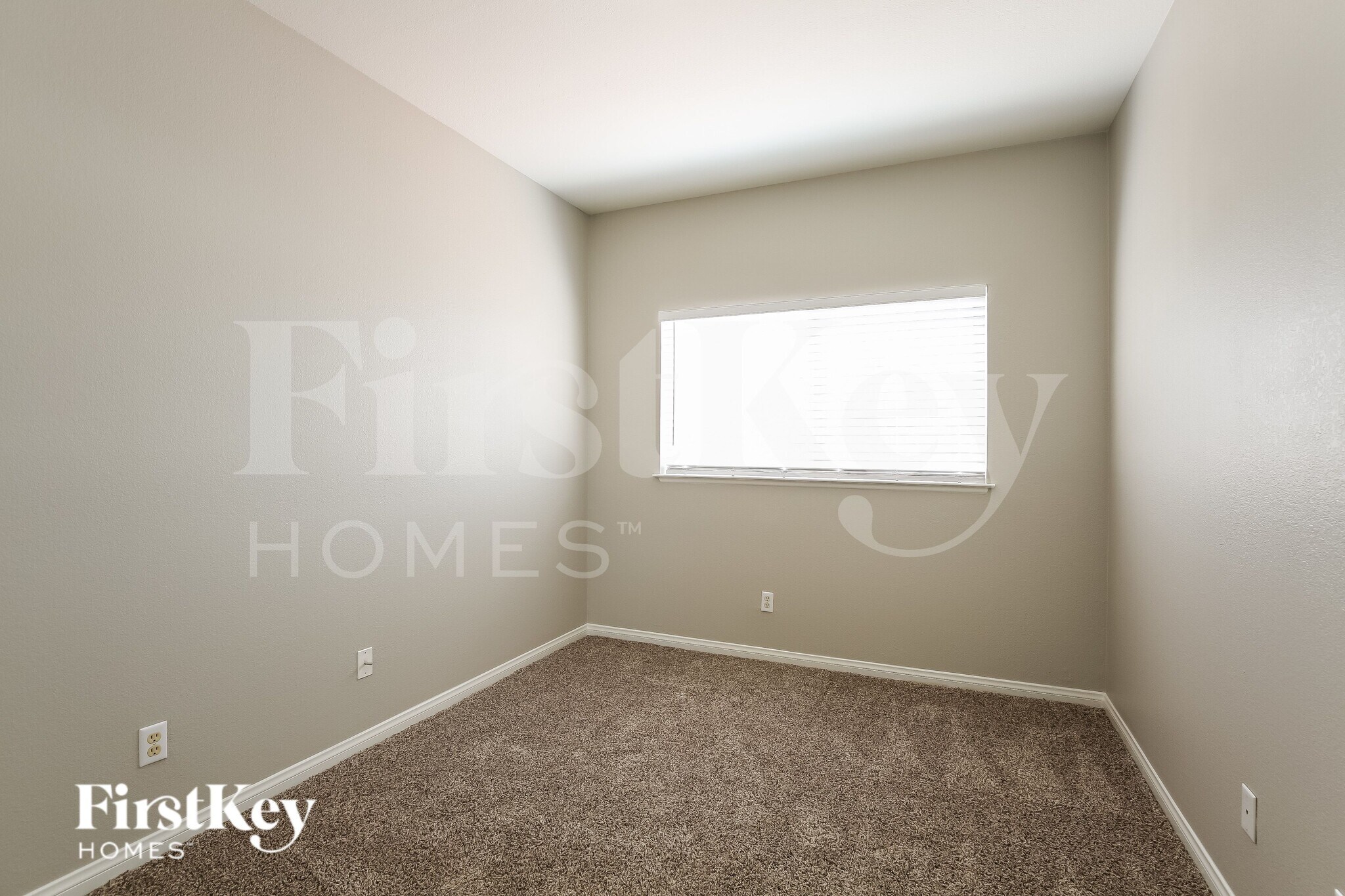 Building Photo - 3600 N Tomsik St