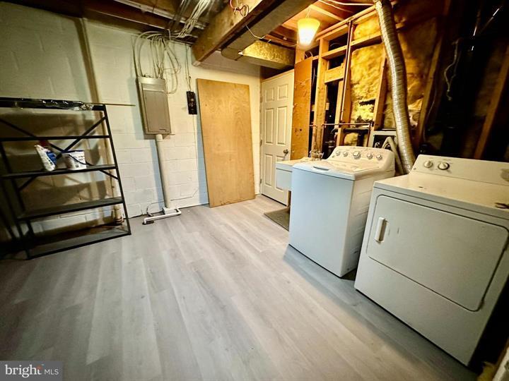 Building Photo - 1526 Scandia Cir