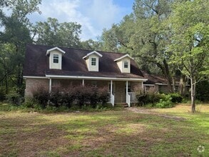 Building Photo - Farm House w/pastures For Lease